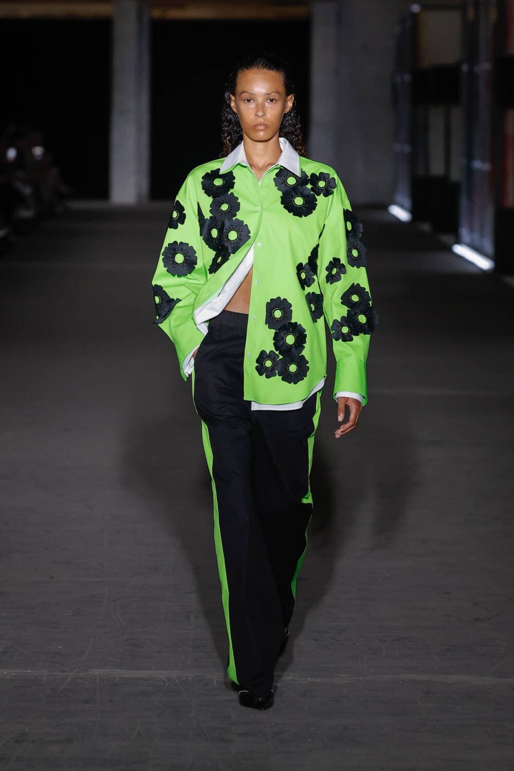 ワンピース MSGM SS25 (3842MDA23 25730918) MSGM: Menswear SS25 - 10 Magazine USA